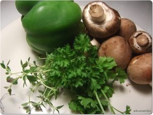 ингредиенты: паприка, грибы, зелень - петрушка и тмин